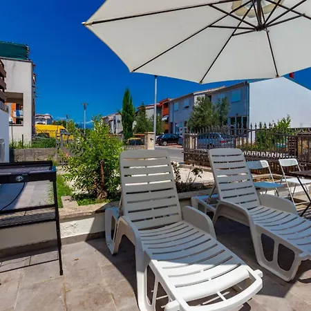 Apartment Dragica *