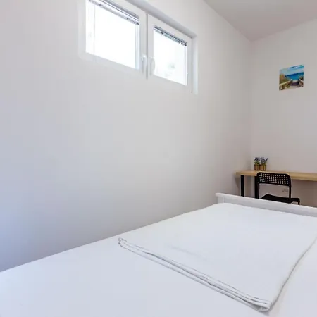 Apartment Dragica
